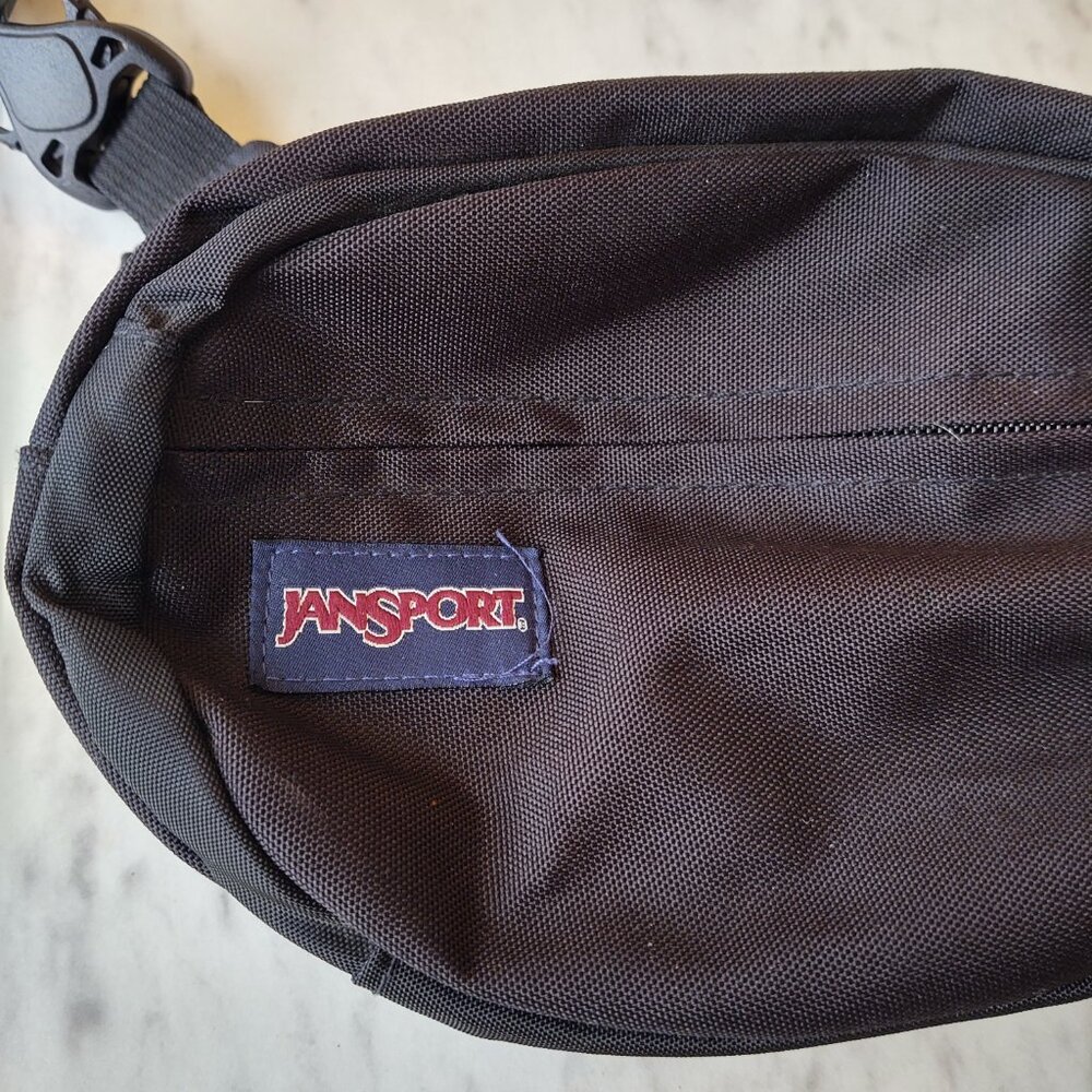 JANSPORT 2  COMPARMENTS ZIPS WAIST FANNY PACK BLACK NYLON ADJUSTABLE STRAP